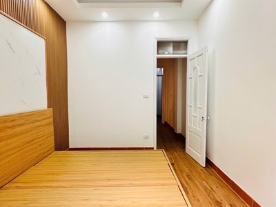 Lạc long quân nghĩa đô nhà dân xây full đồ 35m nở hậu 8 tỷ 700 3