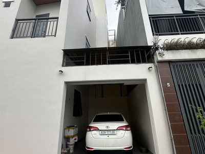 Bán nhà lô gốc 90m2 , ngang 6m trịnh quang nghị . q8, 3 lầu chỉ 7,55 tỷ 0