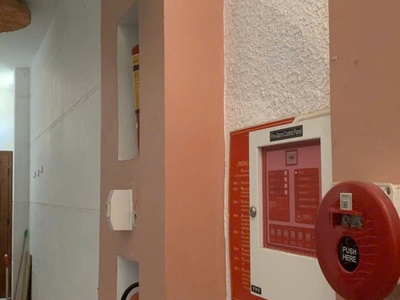 Tòa căn hộ 3 tầng   đối diện chợ hòa khánh   thu nhập 40tr/tháng tòa nhà 3 tầng   13 căn hộ 3