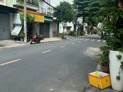 Bán Nhà Mặt Tiền Đường Cách Mạng Quận Tân Phú.DT:4x17m.Giá 10 tỷ 2