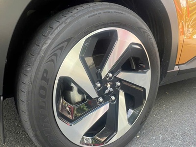 Cần bán xe  MITSUBISHI xforce 0