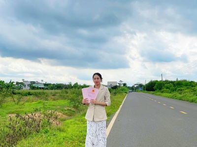 Bán đất có sổ sẵn full thổ cư , đường nhựa 12m ngay kcn ở xã Đất Đỏ , tp.Hồ Chí Minh 3