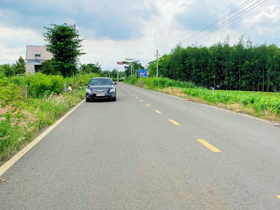 Bán đất có sổ sẵn full thổ cư , đường nhựa 12m ngay kcn ở xã Đất Đỏ , tp.Hồ Chí Minh 1