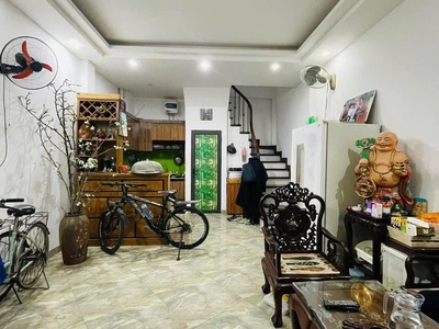 Bán nhà mặt ngõ 37 Bằng Liệt, SĐCC 32m2 x 5 tầng, ngõ ô tô 0