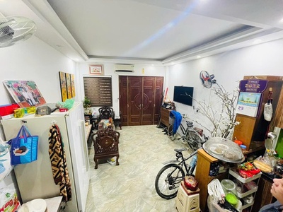 Bán nhà mặt ngõ 37 Bằng Liệt, SĐCC 32m2 x 5 tầng, ngõ ô tô 1