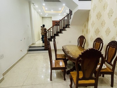 Bán nhà khu phân lô hiệp bình   hiệp bình chánh, thủ đức  vị trí đắc địa   3 bước ra chợ hiệp bình 0