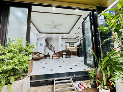 Siêu phẩm tân mai - nhà lô góc, ô tô đỗ cửa, sân vườn xanh mát, giá hợp lý 0