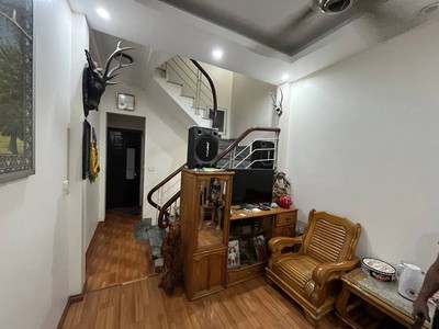 Bán nhà kim giang, 1 nhà ra phố, ngõ nông ,dt 38m2, giá 8.8 tỷ 1