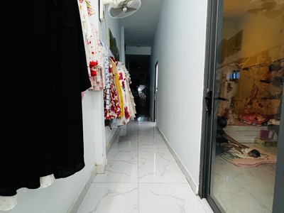 Bán nhà phố quốc lộ 13 hiệp bình phước   3pn   sổ riêng   giá 7,6 tỷ tl   xe ô tô đậu trong nhà 3
