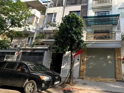  duy nhất căn liền kề văn phú hà đông vị trí đắc địa,đường 24m kinh doanh cực sầm uất 0