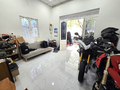 Bán nhà c4 113m  linh xuân   gần chợ    chỉ 3 tỷ nhỉnh   ở ngay hoặc cho thuê 0