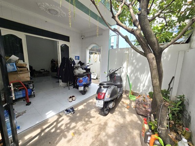 Bán nhà c4 113m  linh xuân   gần chợ    chỉ 3 tỷ nhỉnh   ở ngay hoặc cho thuê 1