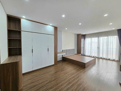 Cơ hội  chính chủ bán nhà tân mai, quận hoàng mai. 49m   5 tầng. gara ô tô, sđcc nở hậu chỉ hơn 12 3