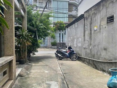  nhà 5 tầng   7pn   khuông việt   chỉ 6 tỷ.. 0