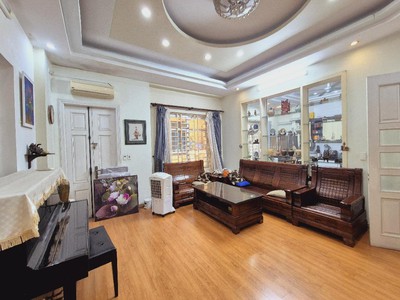 Bán nhà 82 nguyễn phúc lai   ô tô tránh   mặt ngõ kinh doanh   54m  x 5t   mặt tiền 4.1m   18,8 tỷ 1