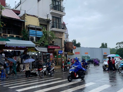 Bán nhà mặt phố Hàng Đào sát hồ Hoàn Kiếm - Diện tích 30m2 - Giá bán 28,5 tỷ 0