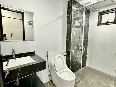 Bán nhà lạc long quân - 50m  x 5 tầng, mặt tiền 4.3m - phân lô - ô tô tránh - giá 13.5 tỷ 3