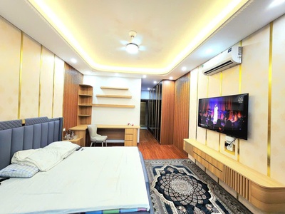 Bán nhà trần cung - 50m  x 7 tầng thang máy, mặt tiền 4.5m , phân lô -  ô tô đỗ của  - giá 15.2 tỷ 2