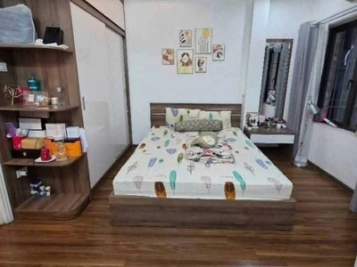 Bán nhà hoàng quốc việt - 50m  x 5 tầng, mặt tiền 5m - phân lô - ô tô tránh - giá 15.2 tỷ 2