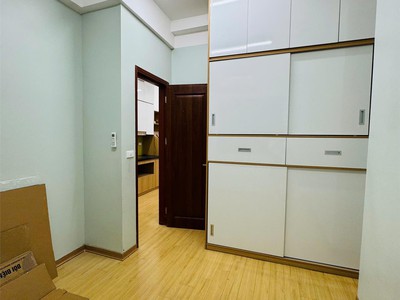  bán gấp căn hộ 55m2 - 2 ngủ, 2 vs - mặt đường nghiêm xuân yêm 2