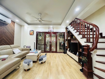 Bán nhà khu đô thị văn phú - hà đông, 50 m2, mặt tiền 5,6 m, giá 20 tỷ. 0