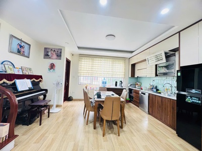 Bán nhà khu đô thị văn phú - hà đông, 50 m2, mặt tiền 5,6 m, giá 20 tỷ. 3