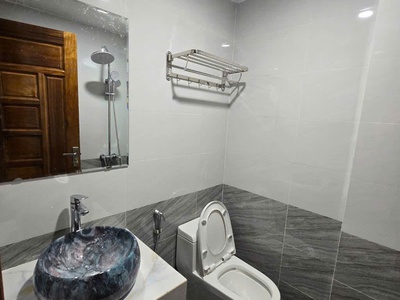 Nhà đẹp xuân đỉnh   35m  x 6 tầng thang máy   gần ngoại giao đoàn   ô tô vài bước chân 3