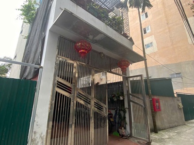Bán nhà ngọc thụy-long biên nhà đẹp ngõ thông   ô tô vào nhà   gần khai sơn   70m  x 4t  ngọc 1