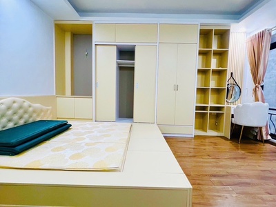 Lạc long quân tây hồ nhà đẹp  30m 5 tầng 3 ngủ giá 7 tỷ 600 2