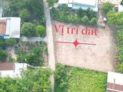 Đất khủng 225m2 có 780tr lai uyên 69 bàu bàng bình dương  tp hồ chí minh 1
