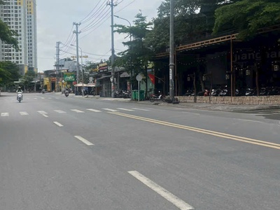 Bán nhà mặt tiền đường trần quang khải,víp nhất đông hòa,giá chỉ bằng lô đất 2