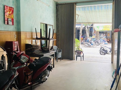  nhà mặt tiền dũng sĩ thanh khê   kinh doanh tốt        dt: 209m , nhà 3 tầng        vị trí cực 0