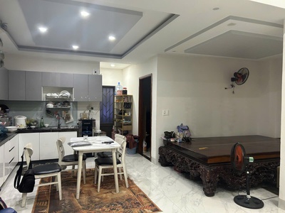 Nhà chính chủ cần bán   dũng sĩ thanh khê   gần biển   kinh doanh tốt   thông tin nhà: 2