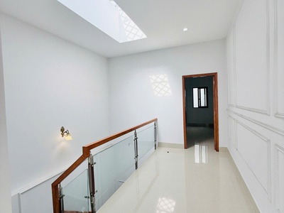 Chính Chủ Cần Bán Nhà Mặt Tiền Phường Tân Đông Hiệp   3 Tầng, Thiết Kế Tân Cổ Điển, Sát ĐT743B 3
