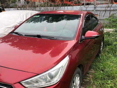 Acent đời 2018 máy 1.4 bản tiêu chuẩn . 1