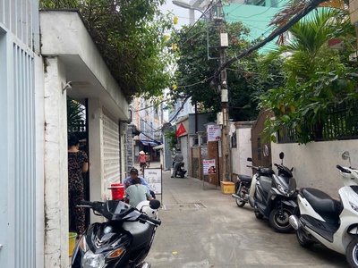 Chỉ hơn 3 tỷ nhà chính chủ lâu năm 2 tầng BTCT 30m2 Lê Quang Định P5 Bình Thạnh 0
