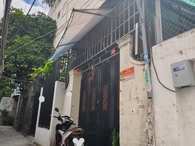 Cần bán nhà gấp Lạc Long Quân , P.11, Quận Tân Bình 1