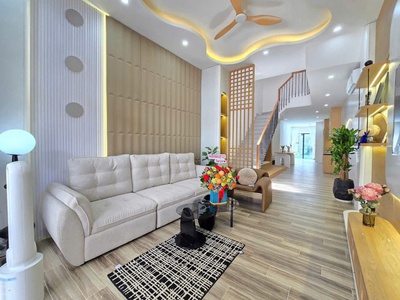 Nhà Đẹp - Gía Tốt - Vị Trí Đẹp 2