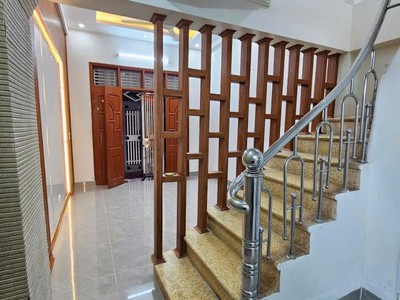 Trung tâm mỹ đình- cách sân vận động 500m - nhà đẹp long lanh- giá chỉ nhỉnh 6 tỷ 2