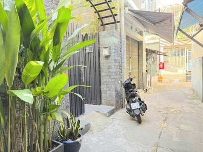 Nhà mới tại thủ đức - chỉ 4,6 tỷ. vị trí trung tâm - ở cực sướng 2