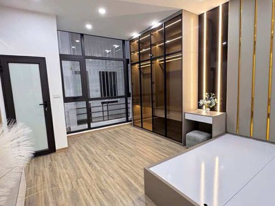 Lò đúc, nguyễn cao, nhà đẹp ở ngay, ngõ thông, gần ô tô, nhỉnh 6 tỷ 1