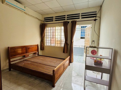 Bán nhà chính chủ    quận bình thạnh giá chỉ 5,5 tỷ nhà 1 trệt 1 gác 1