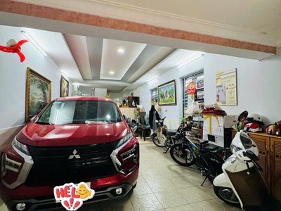 Chủ bán gấp để đi nước ngoài, giảm giá đậm sâu chỉnh nhỉnh 6 tỷ đã có nhà diện tích to, hẻm xe hơi 3