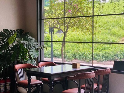 Bán villa, nhà hàng, caffe 550m2, mt 15m phố ngọc thụy 121 tỷ, dòng tiền 300 triệu/tháng 4