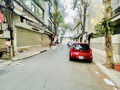 Nhà kim mã-ô tô tránh- kinh doanh đỉnh- nhỉnh 18 tỷ. 0