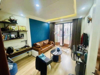 Nhà kim mã-ô tô tránh- kinh doanh đỉnh- nhỉnh 18 tỷ. 2