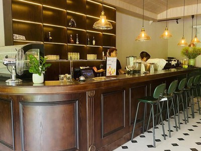 Bán villa, nhà hàng, caffe 550m2, mt 15m phố ngọc thụy 121 tỷ, dòng tiền 300 triệu/tháng 2