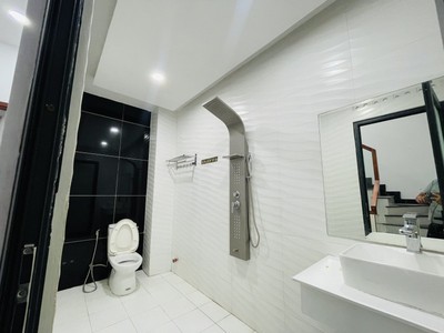Bán nhà siêu phẩm linh đông. thủ đức - khu phân lô - chỉ 6 tỷ 7 1