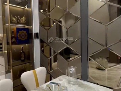 Bán nhà hxh gần chợ tân hương 40m2 2t tân quý  shr, giá chỉ 5 tỷ x 4