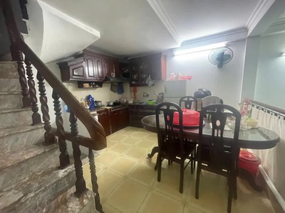 Phố hào nam 26m2 5 tầng 6.5 tỷ đống đa hà nội 2